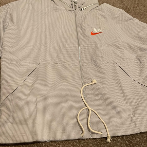 Nike Windbreaker Jacket - Picture 3 of 9